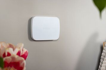 Інтелектуальна централь U-Prox MPX L White, wi-fi, 2 LTE, фотоверіфікація, бездротова, білий 4820261371314 фото