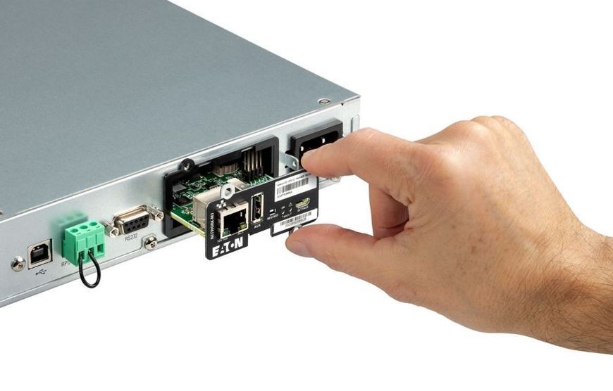 Джерело безперебійного живлення Eaton 5P G2, 650VA/520W, RM 1U, LCD, USB, RS232, 4xC13 5P650IRG2 фото